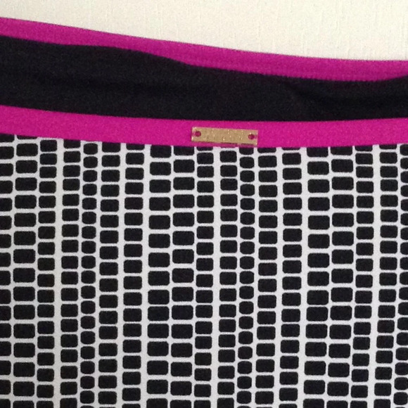 Ivanka Trump Women's Swimwear Halter Neck Tankini Top Size M Vacation Swimming - Picture 4 of 5